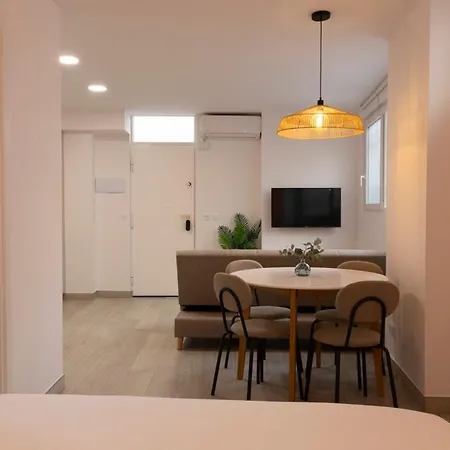 Royal Flats Apartment *